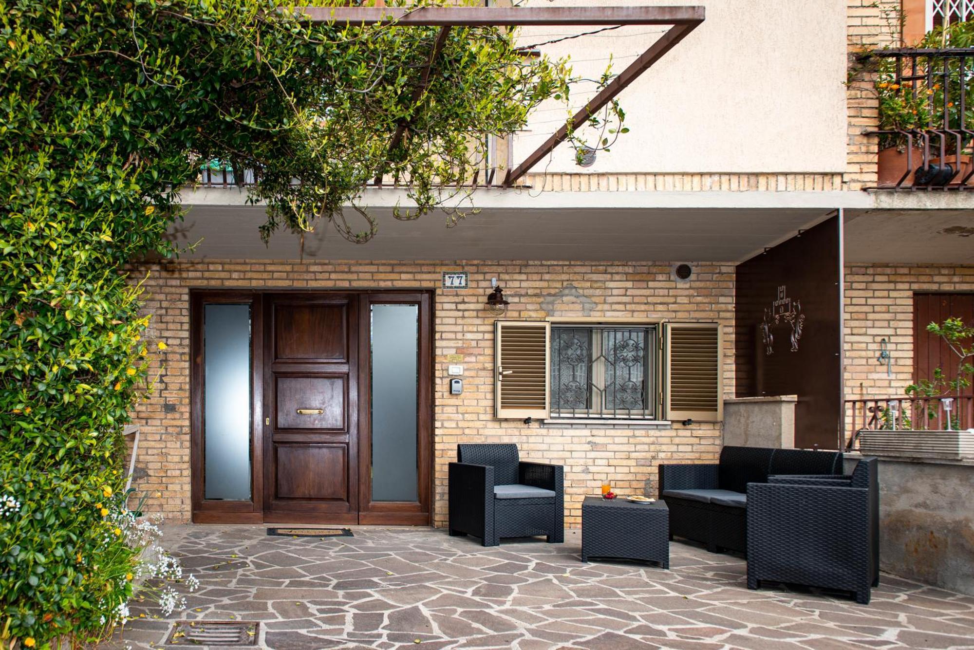 Appartamento Con Parcheggio E Giardino Assisi Exterior foto